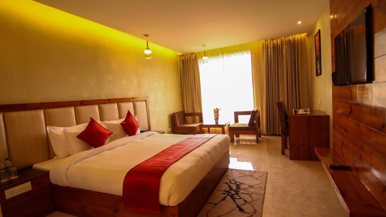 Golden Fern Resort Shimla Luaran gambar