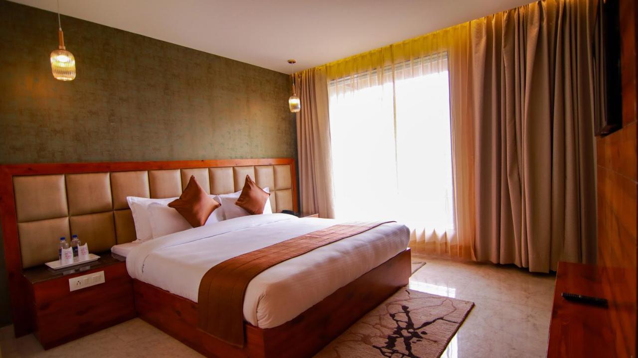 Golden Fern Resort Shimla Luaran gambar