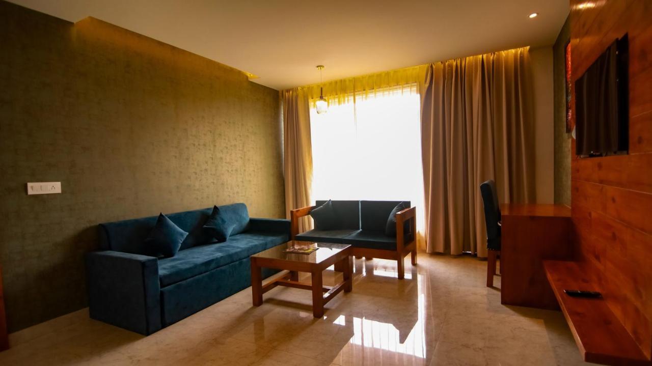 Golden Fern Resort Shimla Luaran gambar