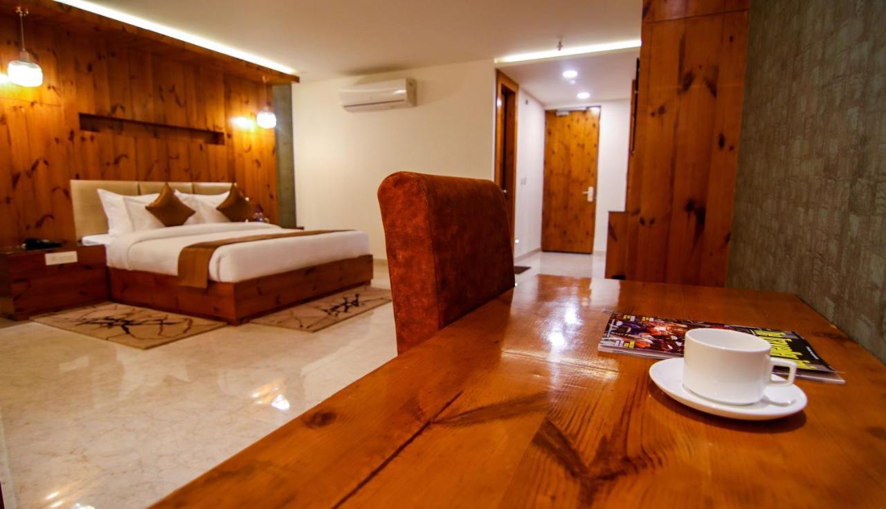 Golden Fern Resort Shimla Luaran gambar
